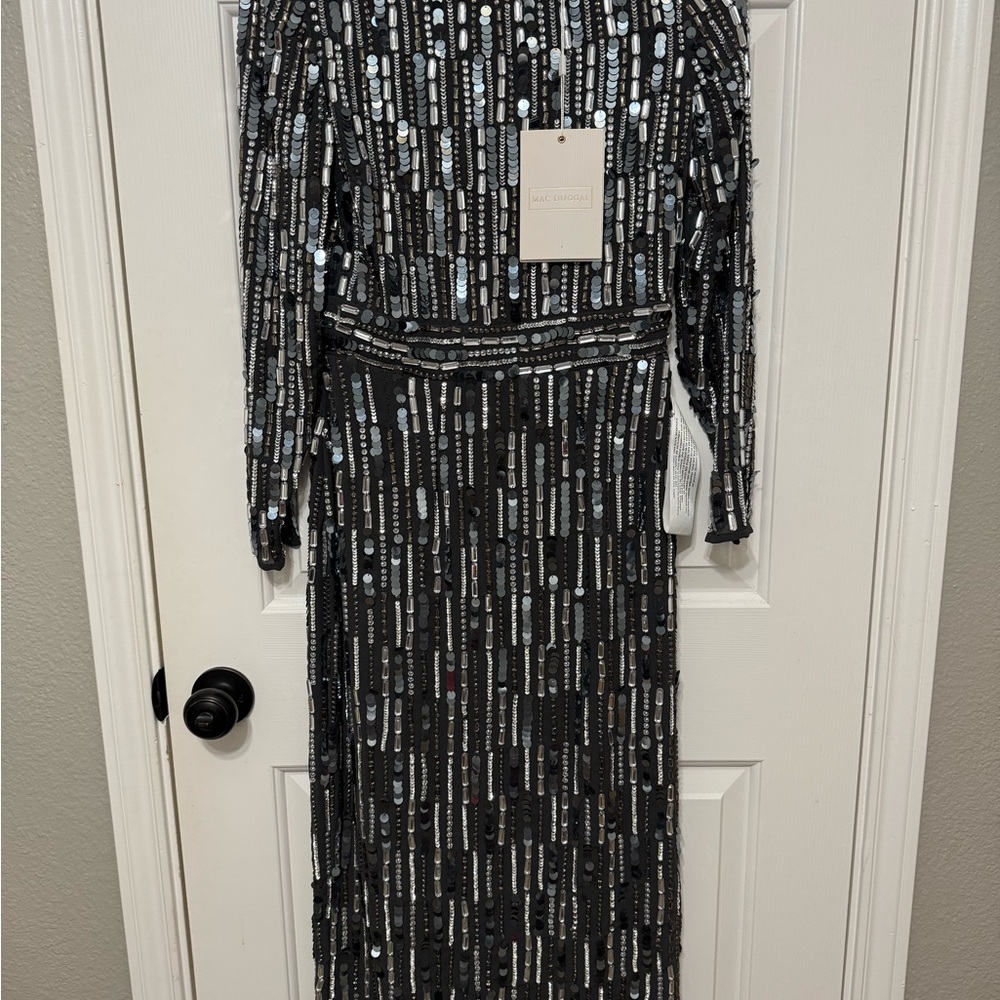 NWT Mac Duggal Embellished Dark Grey Long Sleeve Sheath Dress, size 6 - Picture 4 of 6